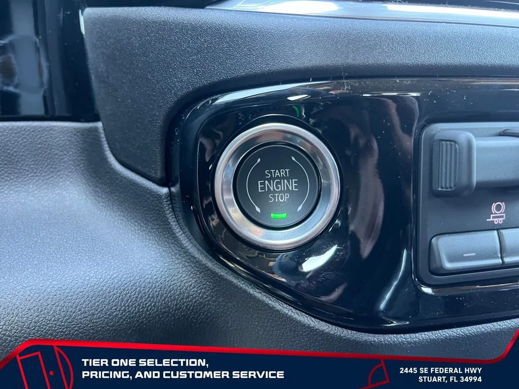 New 2026 Onyx Black GMC SLT image 28