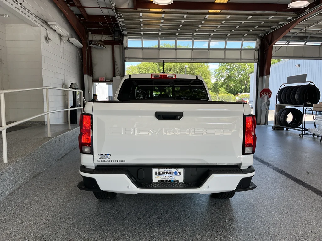 New 2026 Summit White Chevrolet LT image 7