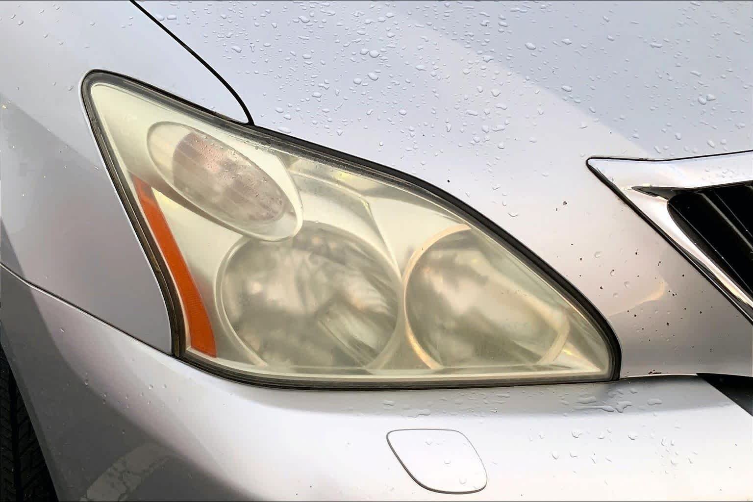 Used 2009 Classic Silver Metallic Lexus  image 24