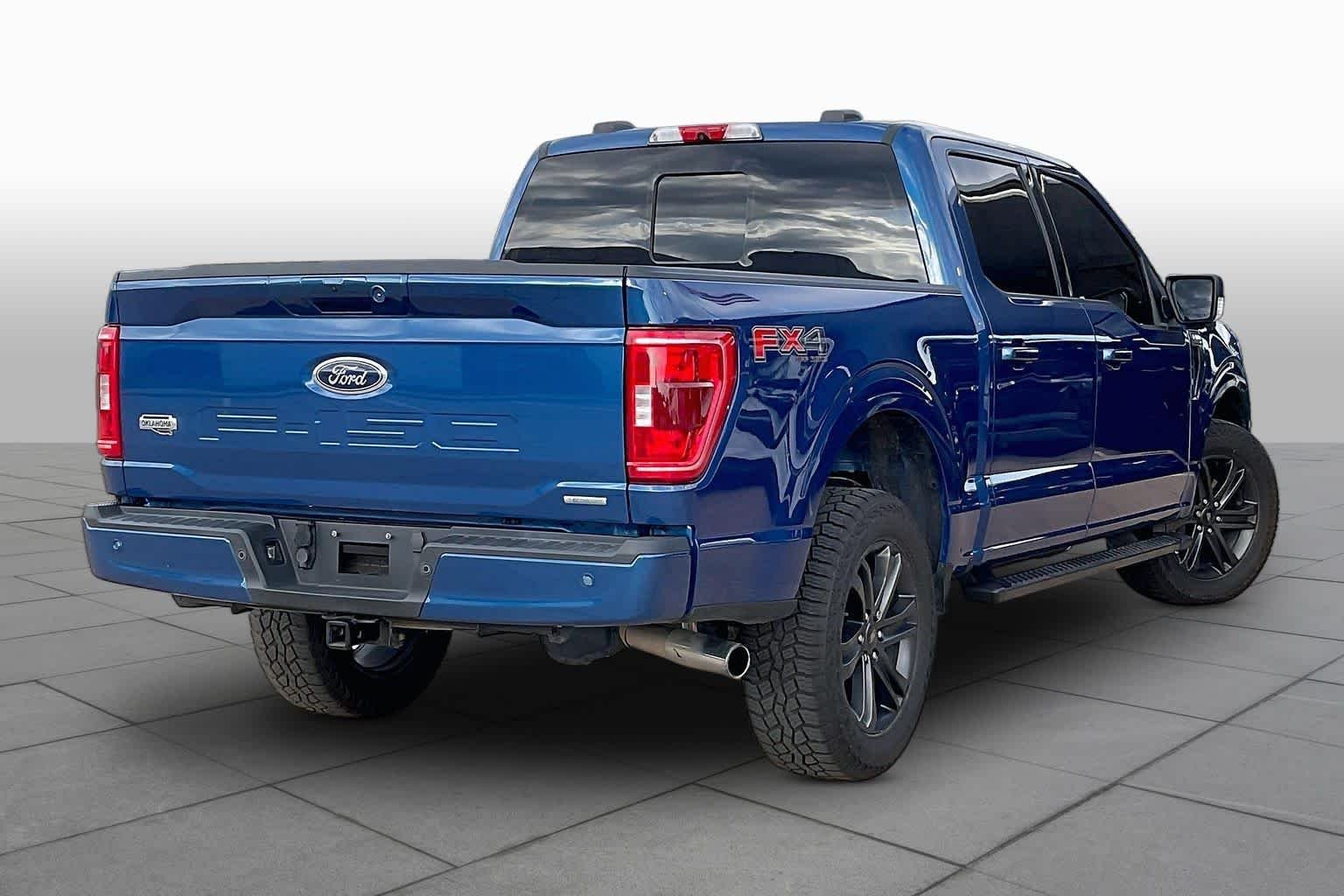 Used 2022 Atlas Blue Metallic Ford XLT image 13