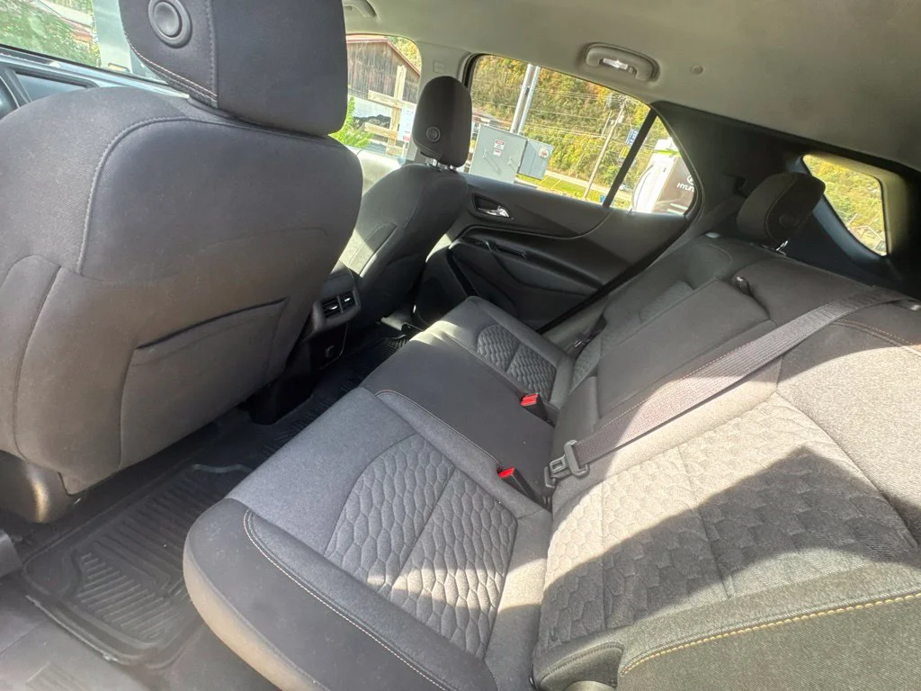 Used 2018 White Chevrolet LT image 9