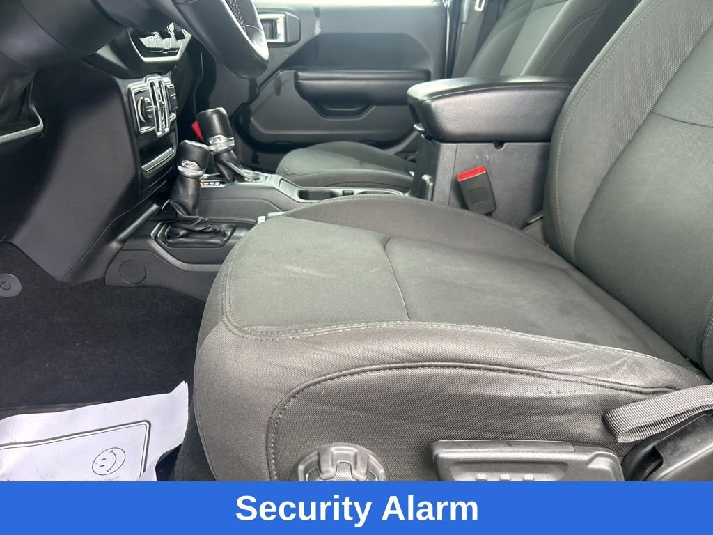 Used 2018 Black Jeep Unlimited Sport S image 13