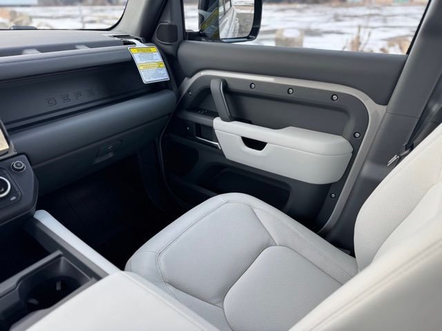 New 2026 Borasco Grey Land Rover X-Dynamic SE image 12