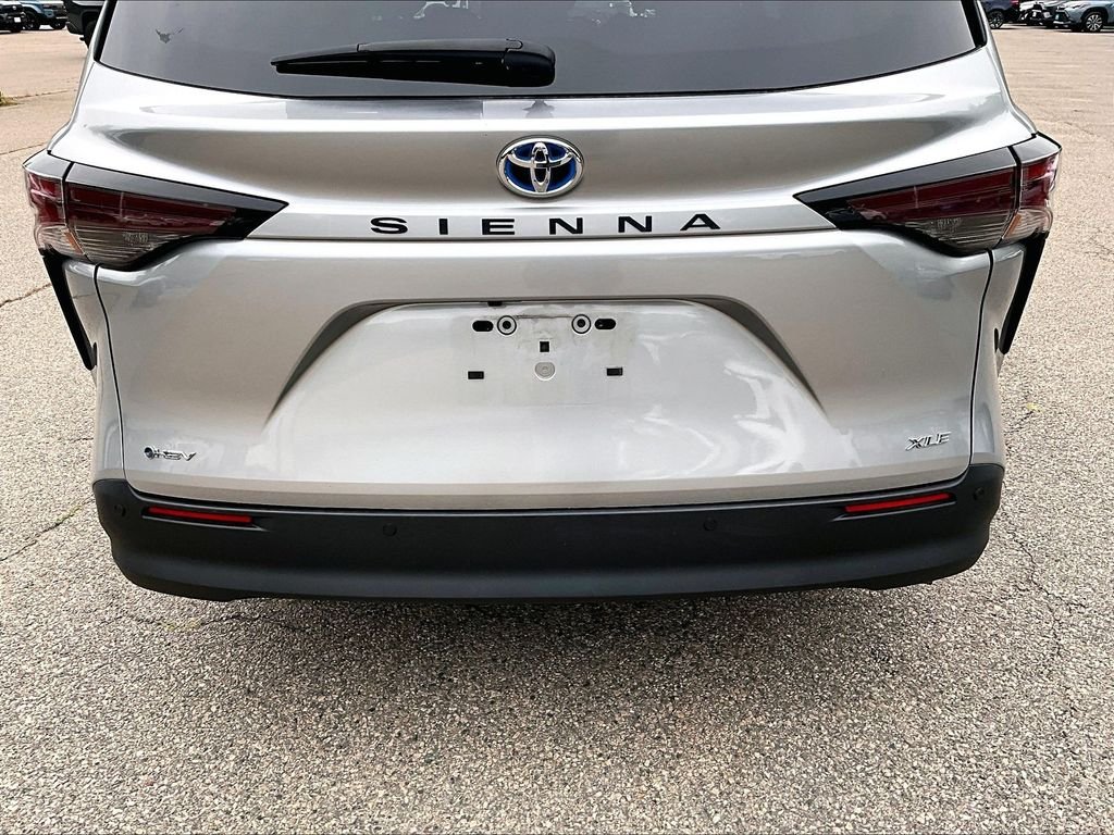 Certified Used 2025 Silver Toyota XLE image 10