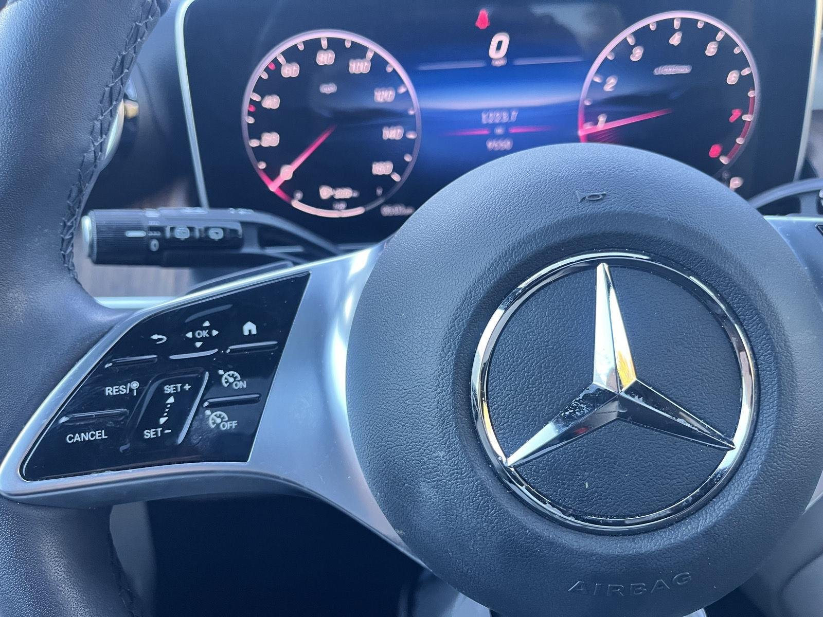 Used 2026 Polar White Mercedes GLC 300 image 24