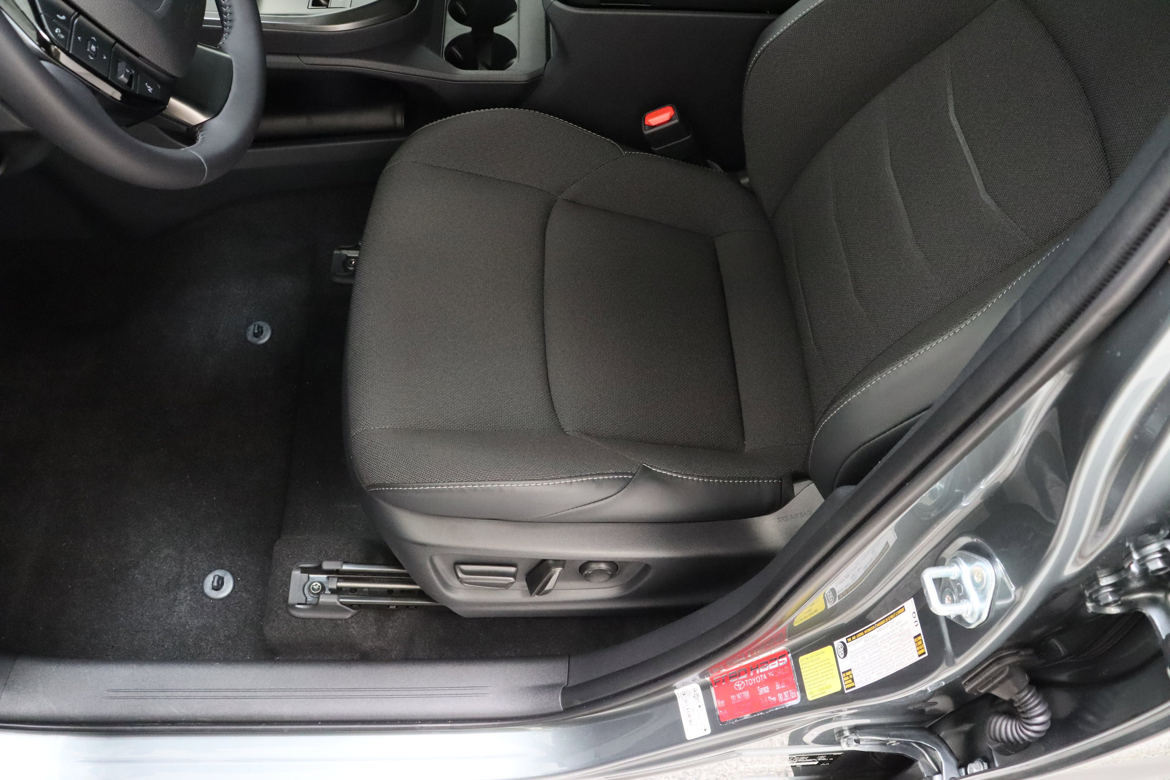 Certified Used 2026 OVERCAST Toyota SE (Electric) image 15