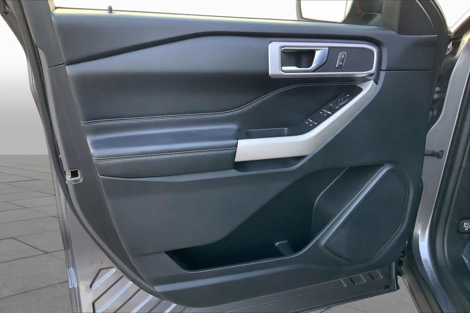 Used 2021 Carbonized Gray Metallic Ford XLT image 20