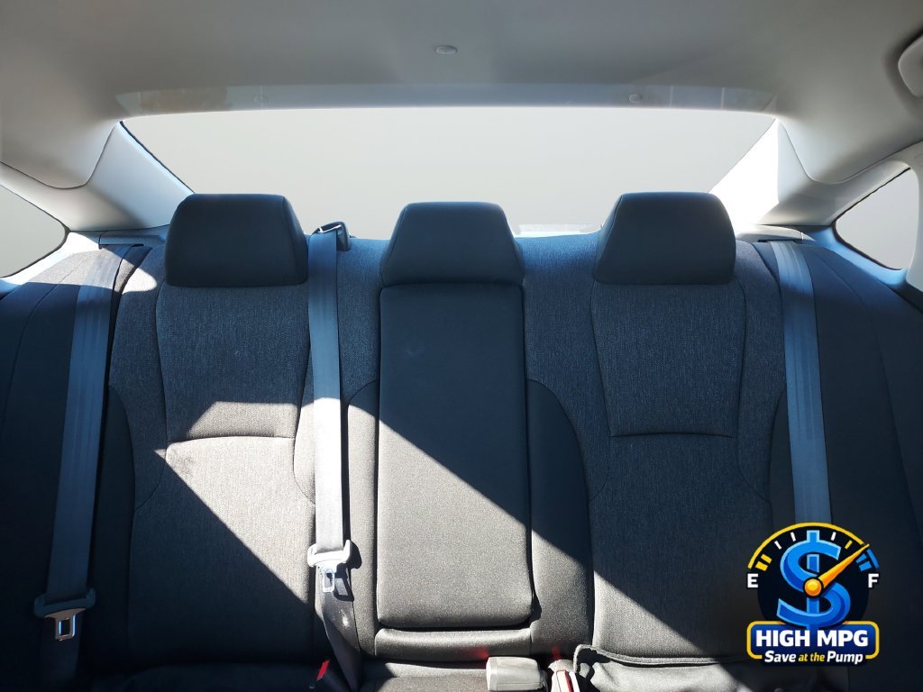 Used 2025 White Honda LX image 31