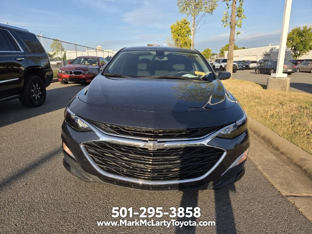 Used 2020 Chevrolet Malibu RS with VIN 1G1ZG5ST8LF099006 for sale in Benton, AR