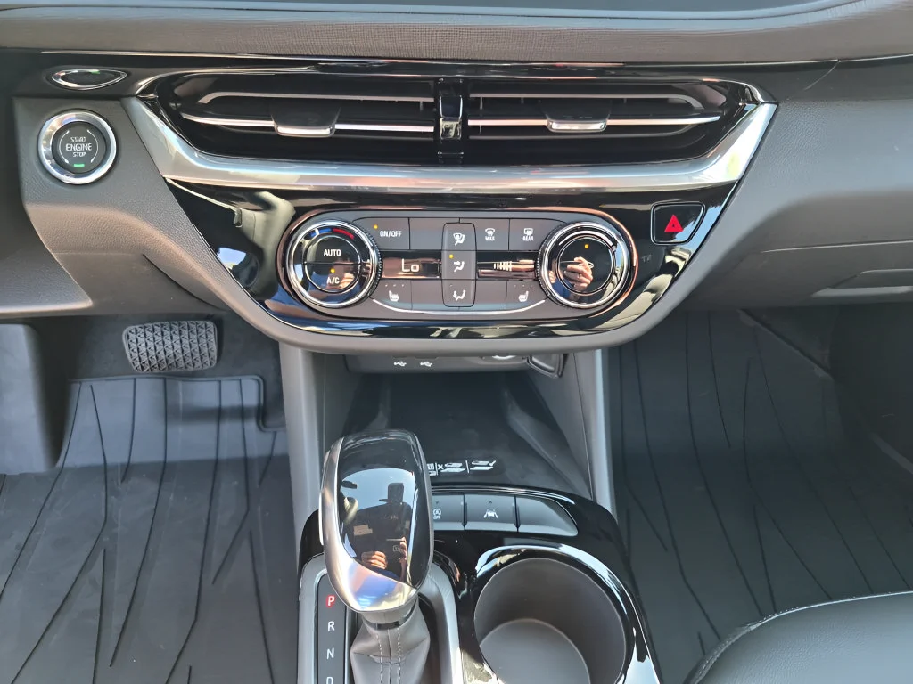 2026 Buick Envista Sport Touring - Photo 24