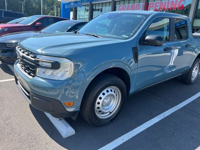 Used 2023 Gray Ford XL image 2
