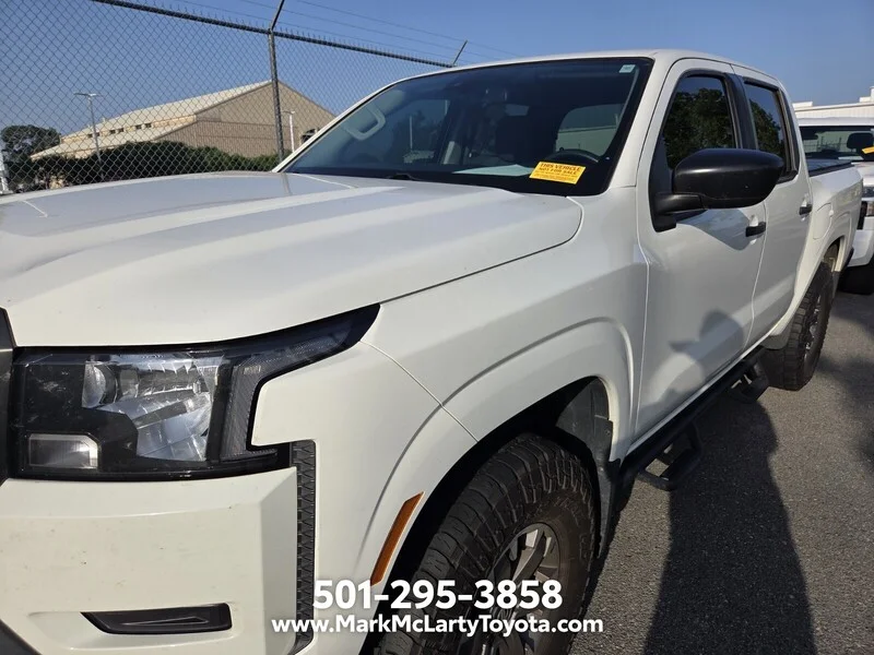 Used 2022 Glacier White NISSAN S image 5