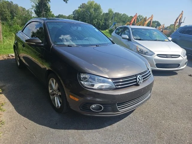 Used 2014 Brown Volkswagen Komfort Edition image 2