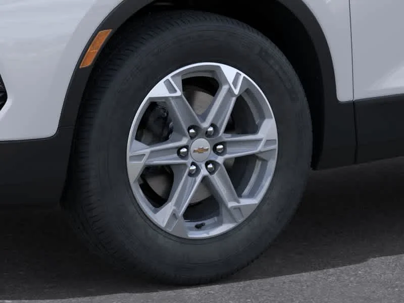 New 2026 Summit White Chevrolet 2LT image 8