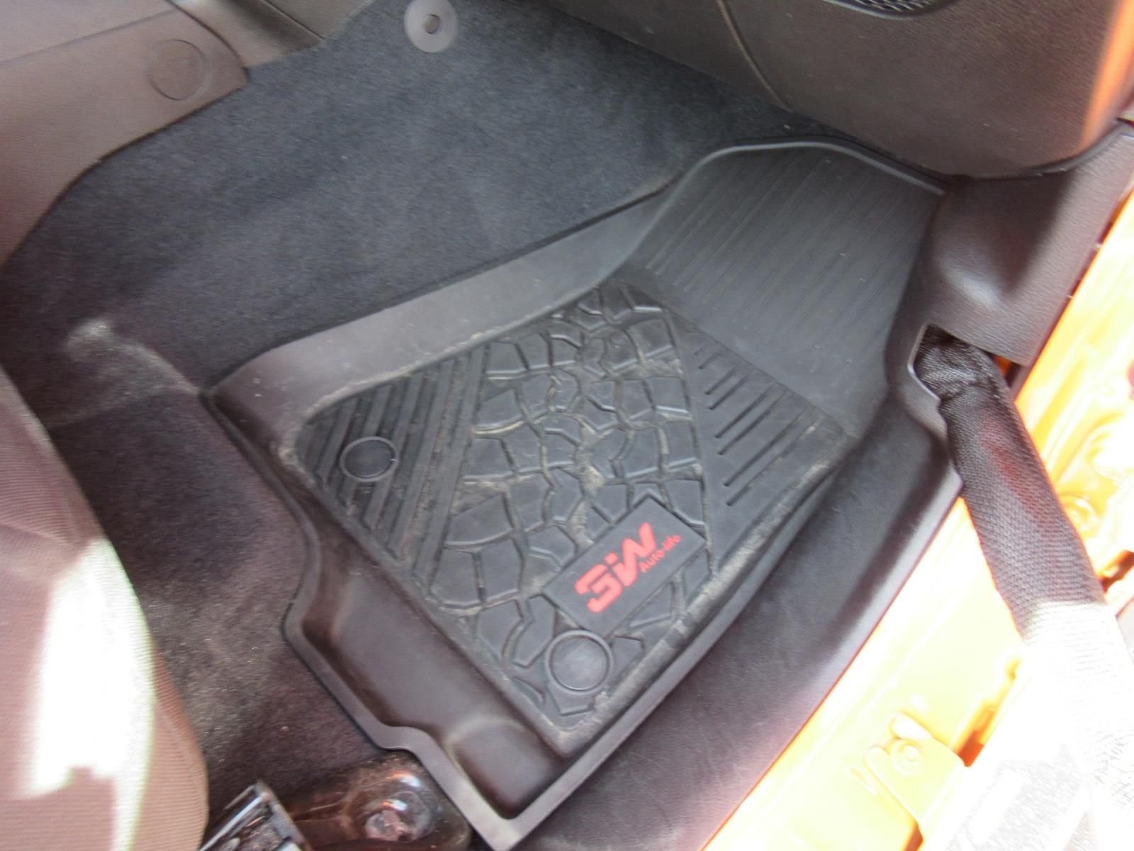 Used 2025  Jeep Mojave image 33