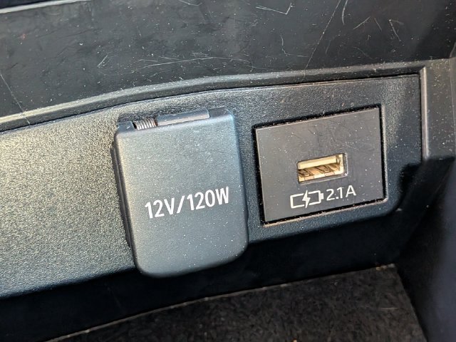 Used 2021 White Toyota LE image 31