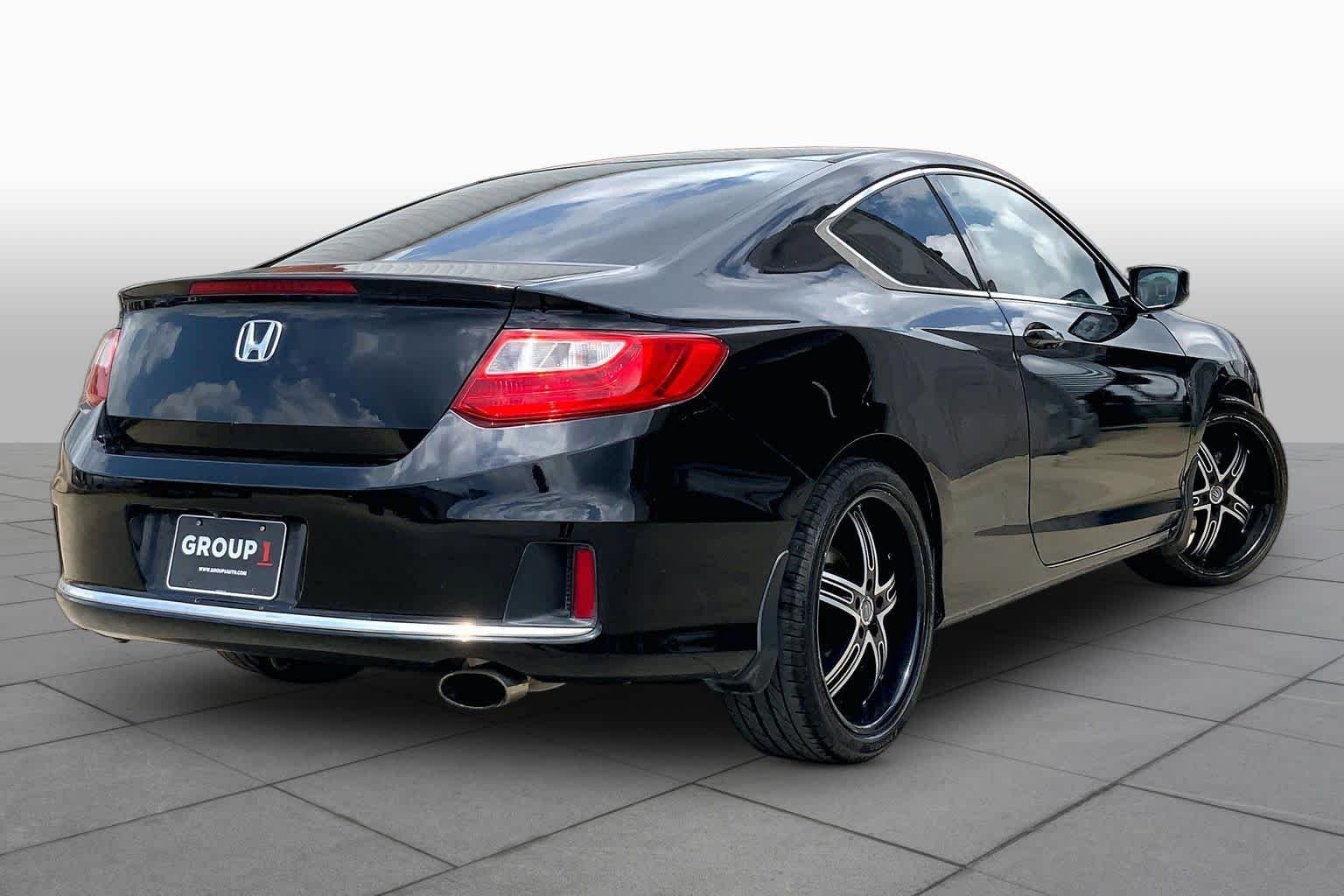Used 2015 Crystal Black Pearl Honda LX-S image 12