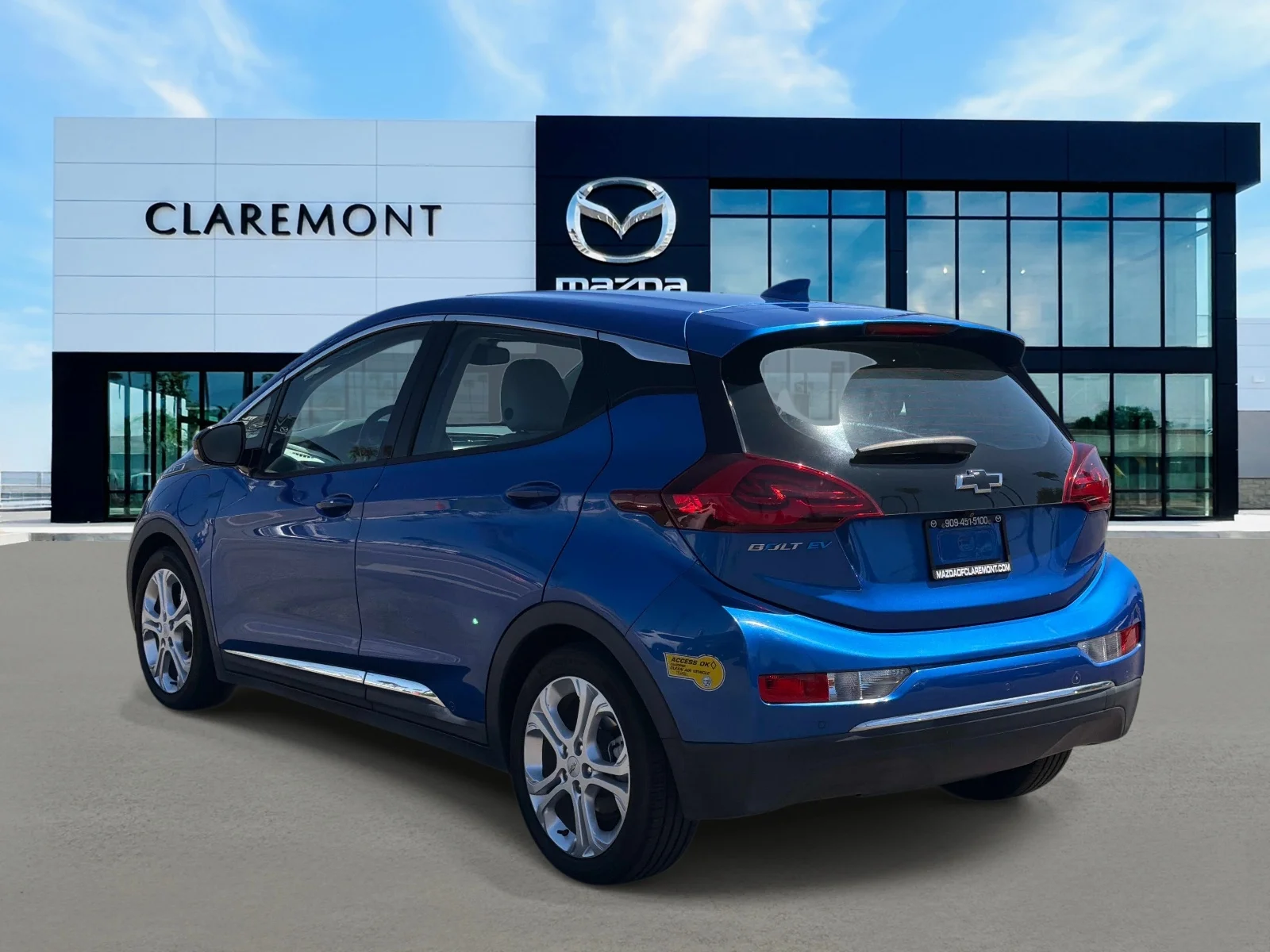 Used 2021 KINETIC BLUE ME Chevrolet 5dr Wgn LT image 6
