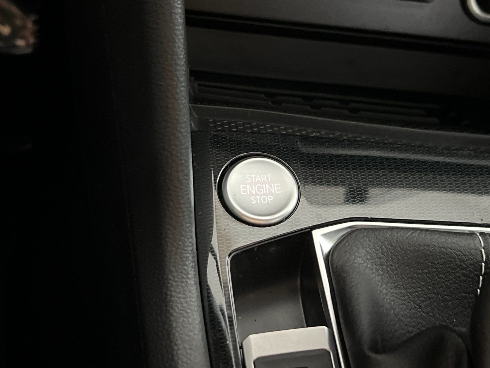 2026 Volkswagen Taos SEL - Photo 22