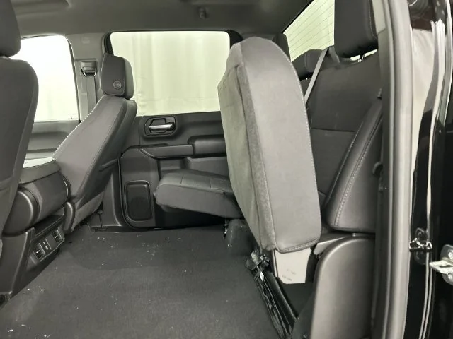 2026 Chevrolet Silverado 2500 HD Custom - Photo 25
