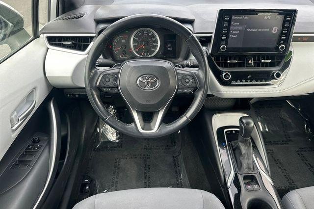 Certified Used 2020 CLASSIC SILVER MET Toyota  image 16