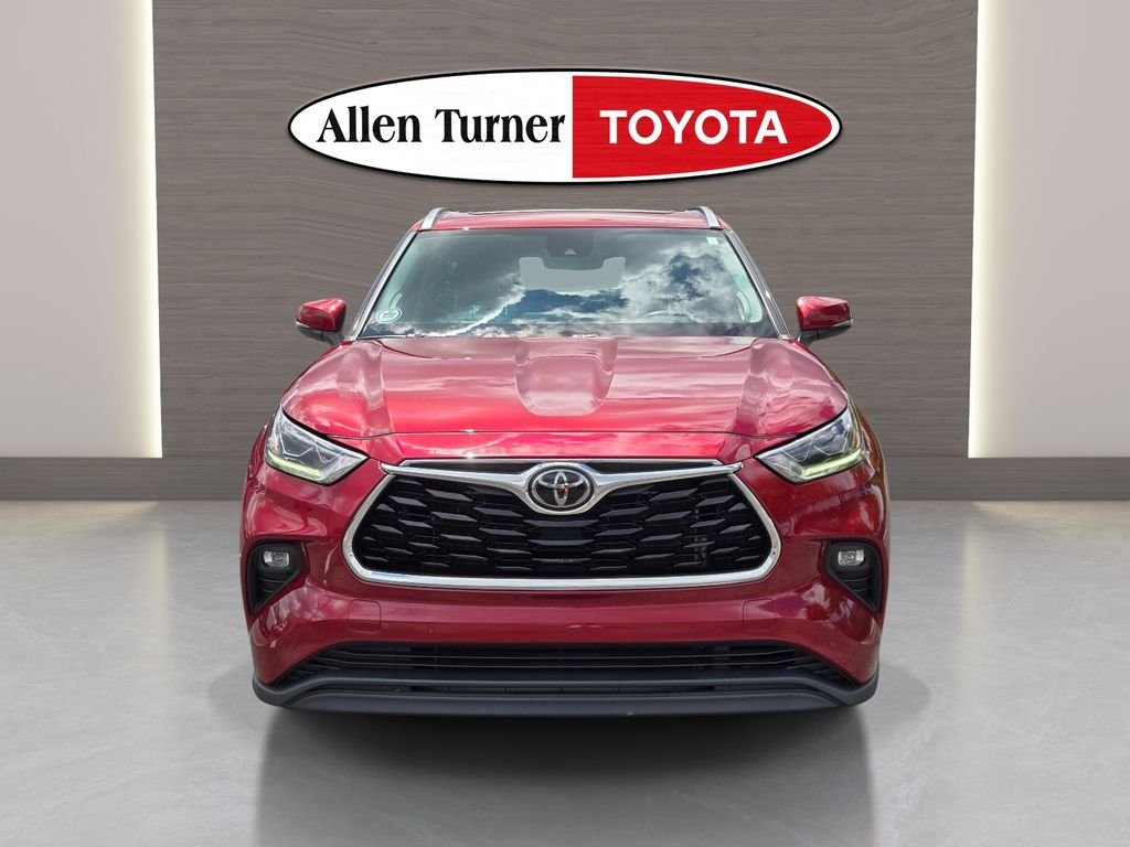 Used 2023 Red Toyota Limited image 3