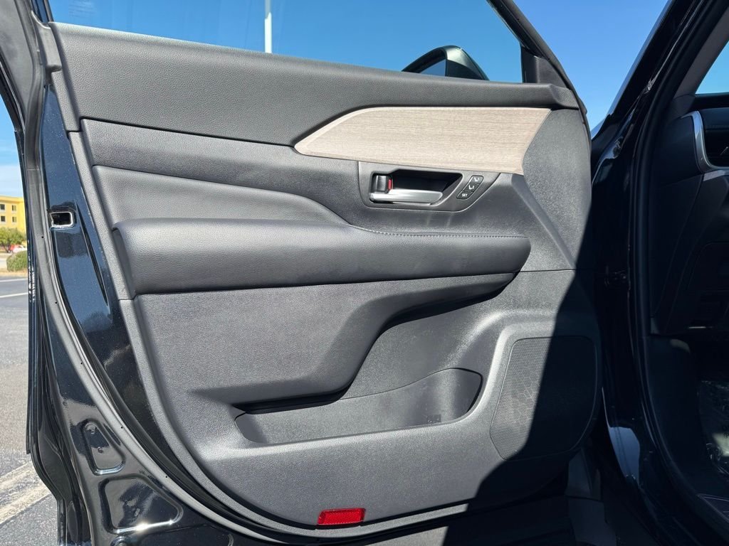 2024 Toyota Grand Highlander Platinum - Photo 14