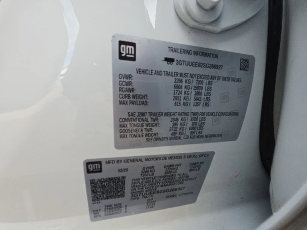 2025 GMC Sierra 1500 AT4 - Photo 31