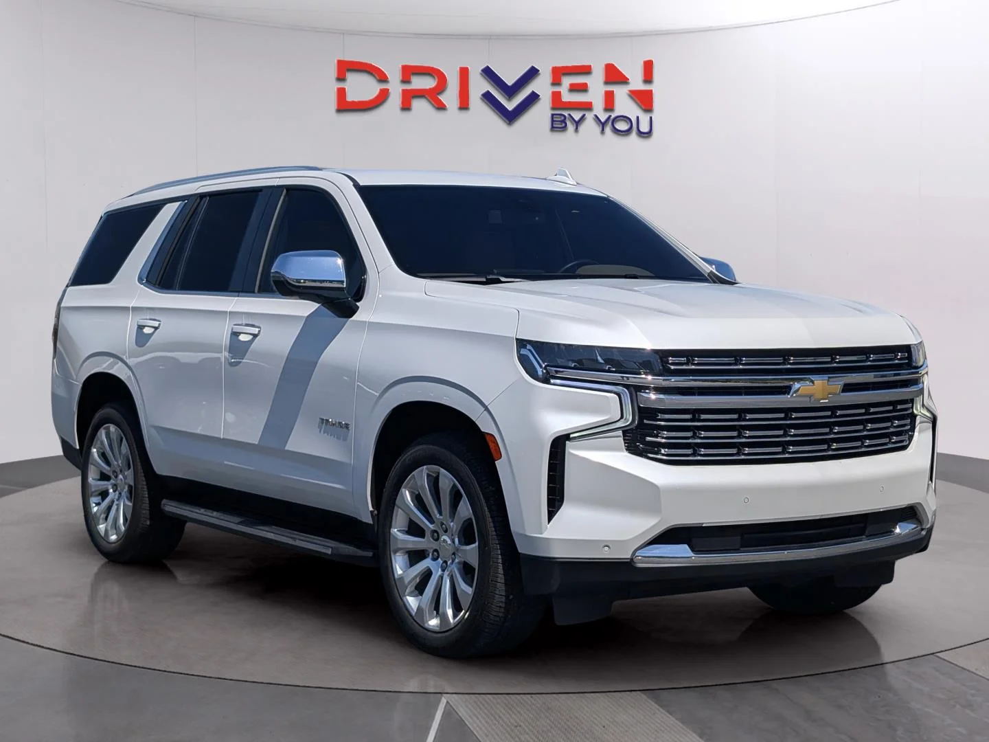 Used 2021 Iridescent Pearl Tricoat Chevrolet Premier image 7
