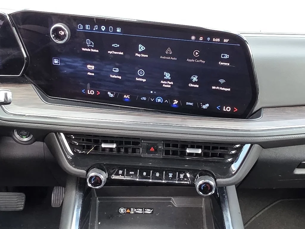 Used 2025 Black Chevrolet LT image 22