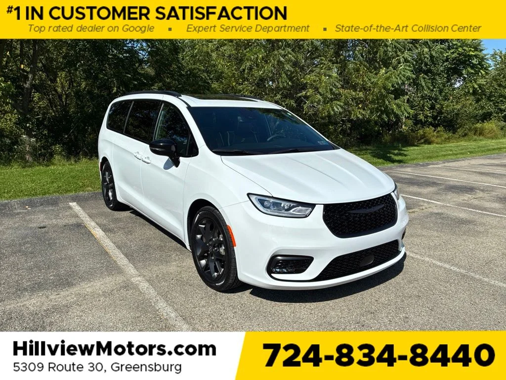 Certified Used 2026 Bright White Clearcoat Chrysler Limited image 9
