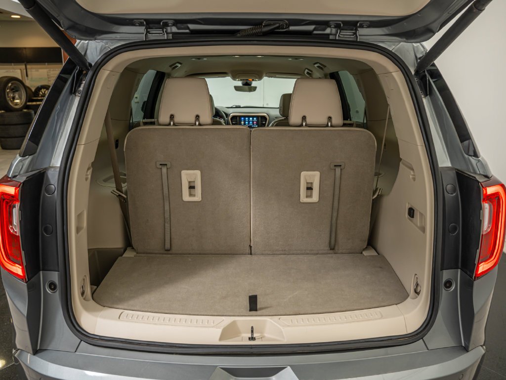 Used 2023 Sterling Metallic GMC Denali image 38