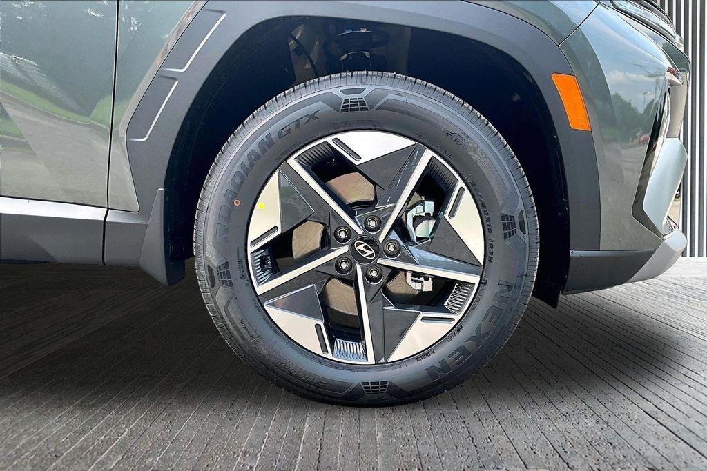 New 2026 Amazon Gray Hyundai SEL image 13