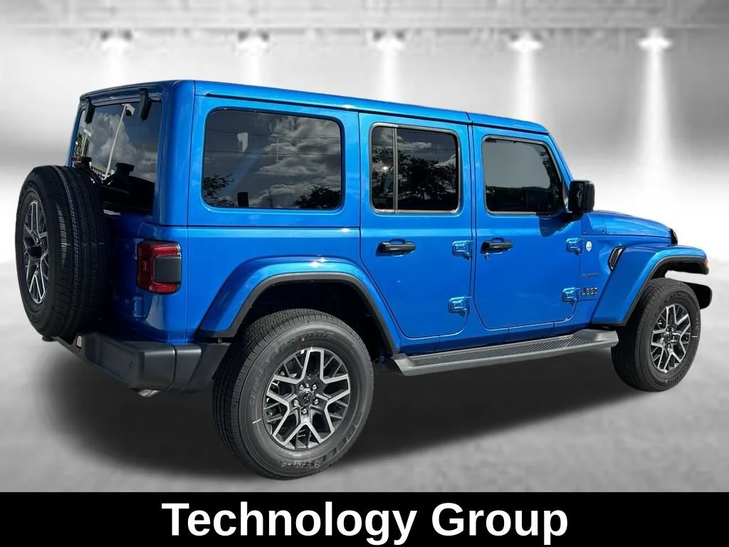 Used 2024 Blue Jeep Sahara image 6
