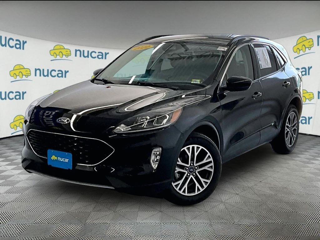 Used 2022 Black Metallic Ford SEL image 3