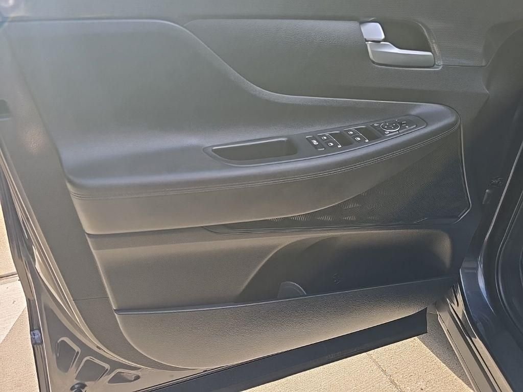 Used 2021 Gray Hyundai SEL image 15