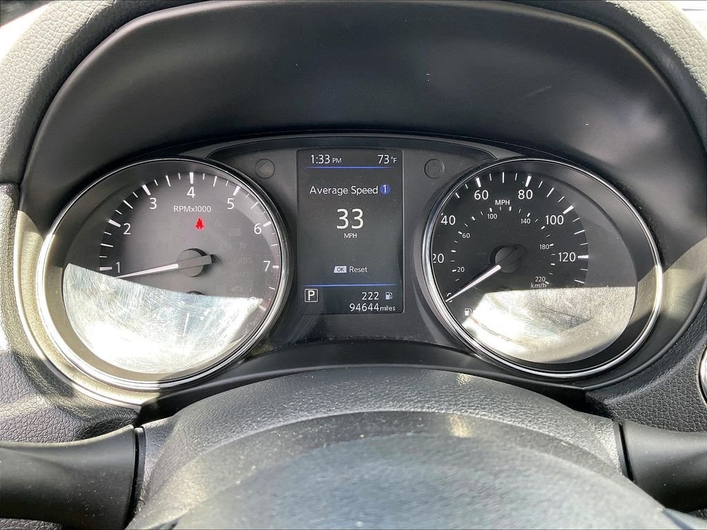 Used 2019 Gun Metallic Nissan SL image 24