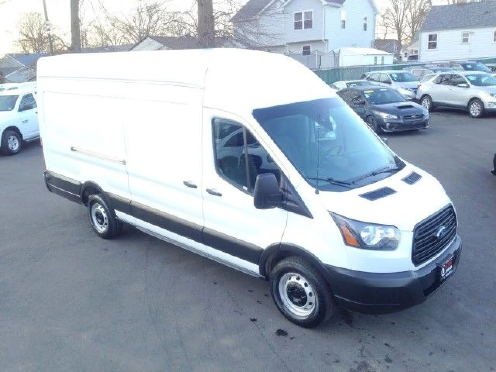Used 2019 Oxford White Ford w/ rearCam image 21