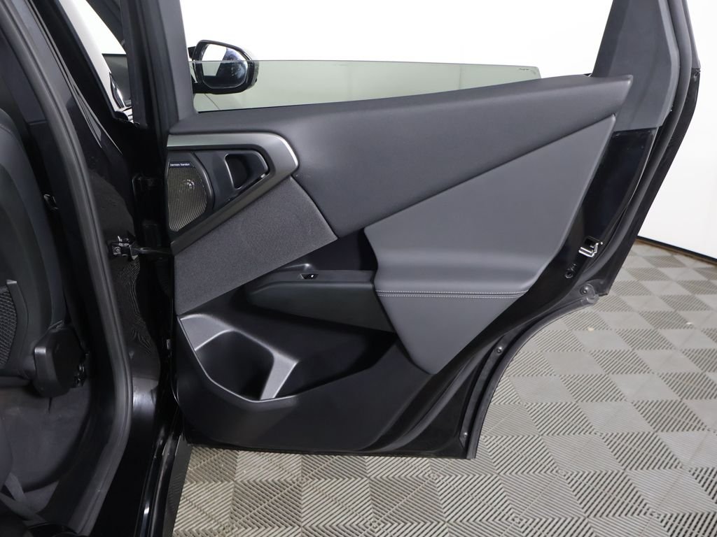 Used 2025 Black BMW M50 xDrive image 30