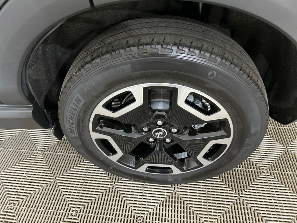 Used 2023 Black Ford Outer Banks image 10