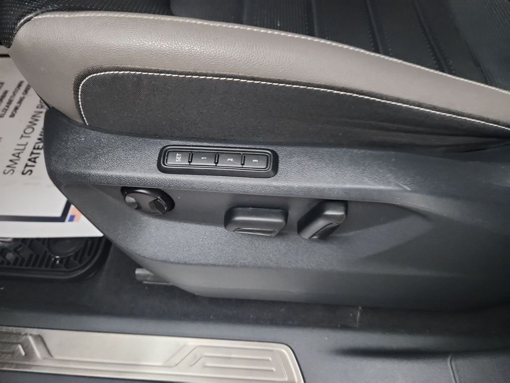 2021 Volkswagen Atlas SEL Premium - Photo 17