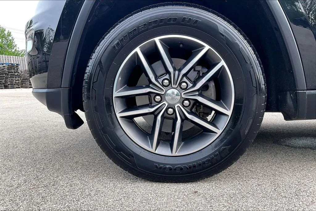 Used 2018 Black Jeep Limited image 8