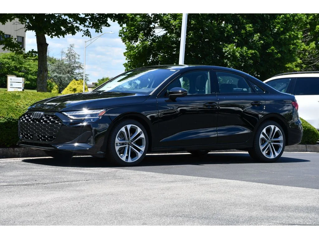 New 2026 Brilliant Black Audi Premium image 8