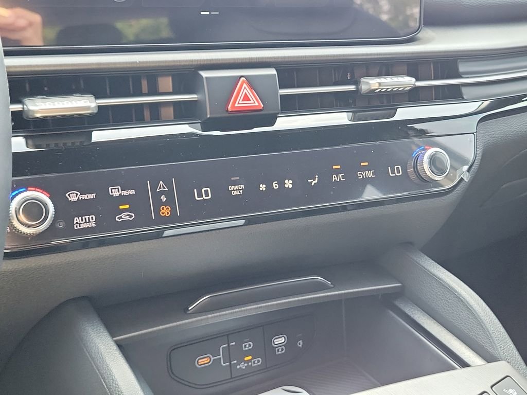New 2026 Blue Kia X-Line image 33
