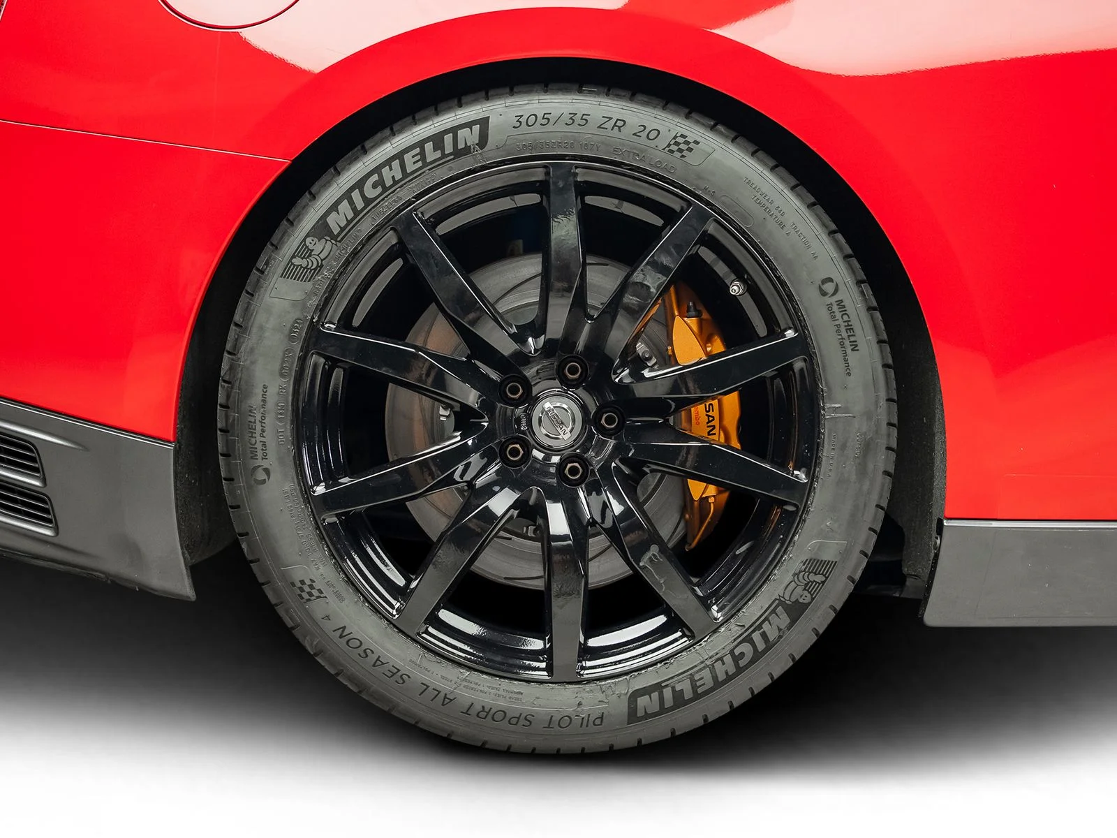 Used 2015 Red Nissan Premium image 34