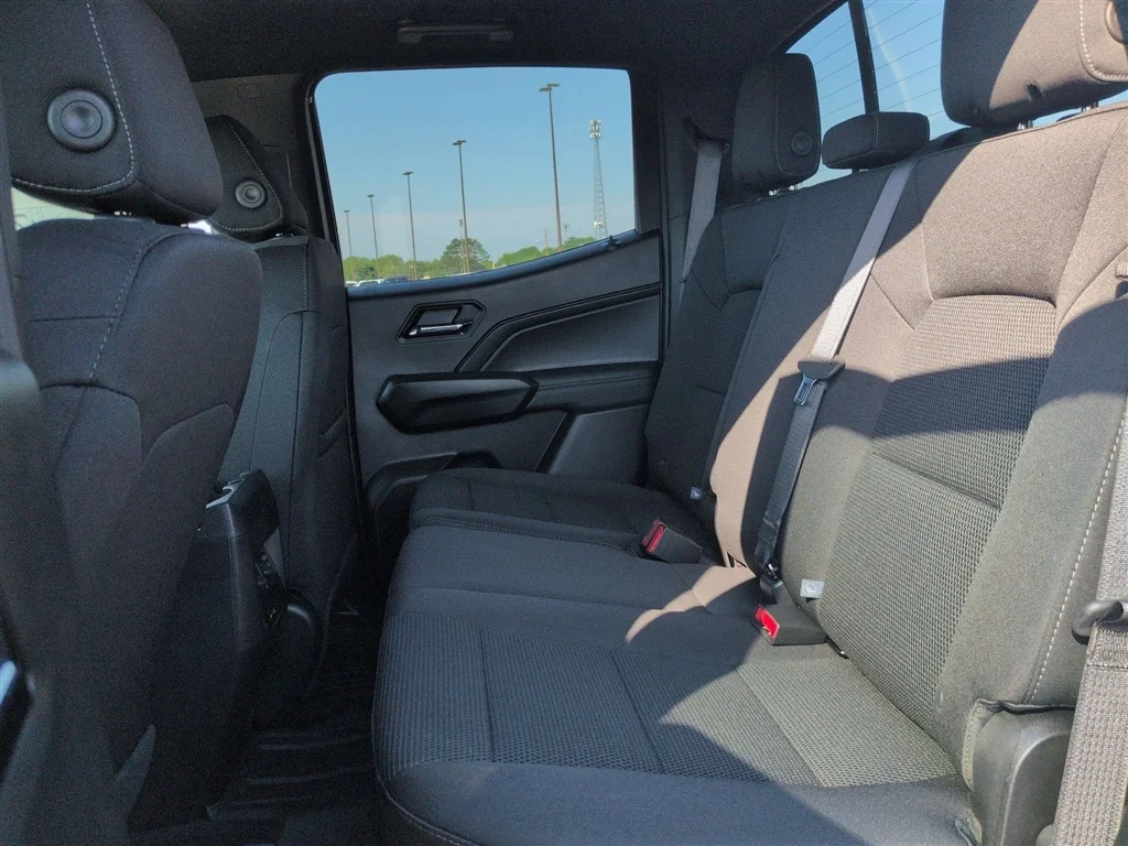 New 2026 Sterling Metallic GMC Elevation image 49