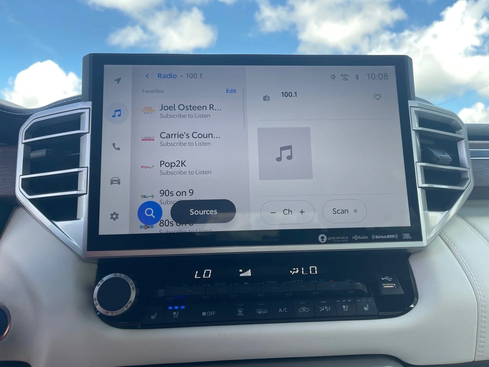 Used 2022 Magnetic Gray Metallic Toyota Capstone Hybrid image 5