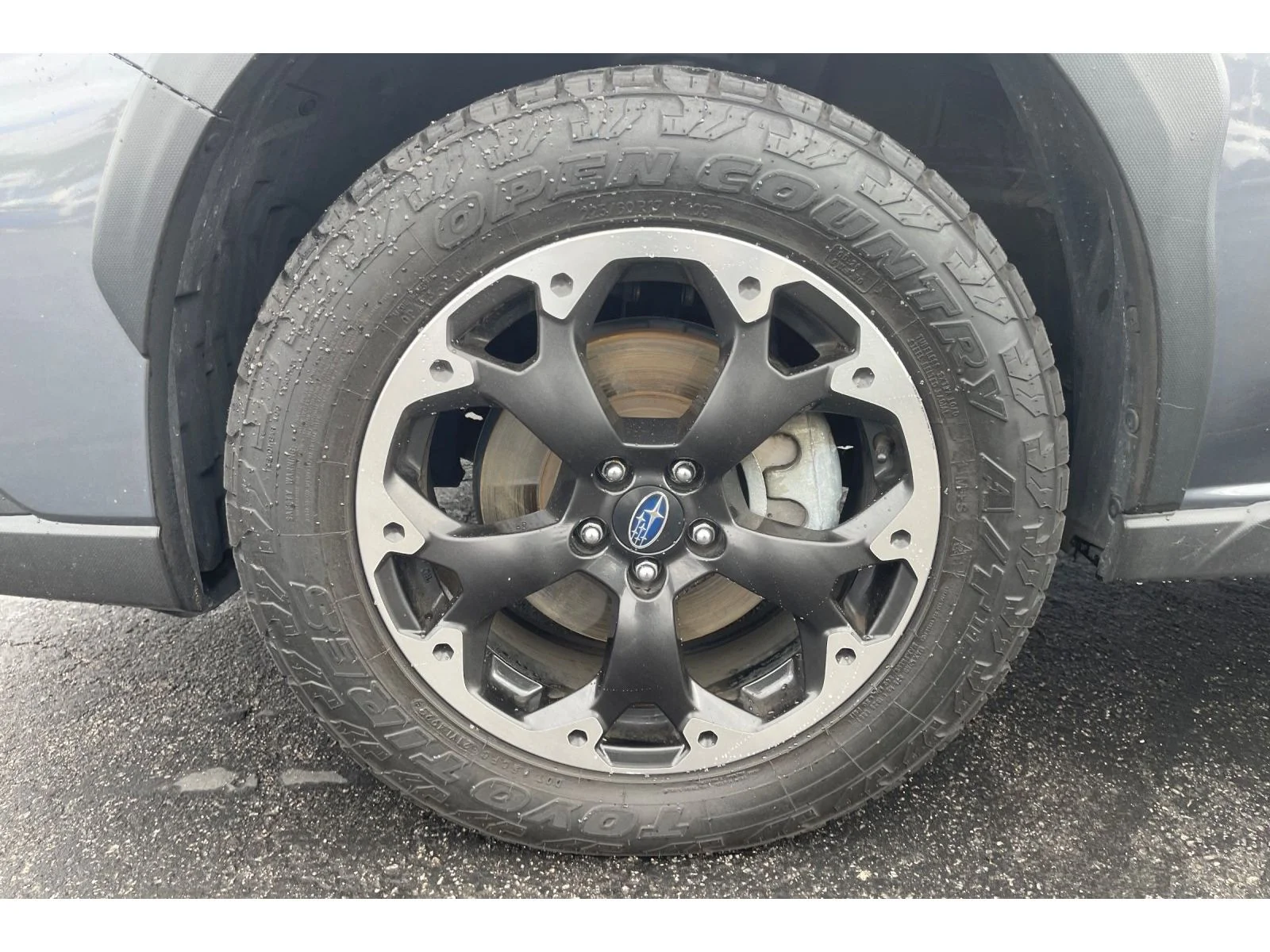 Used 2023 Magnetite Gray Metallic Subaru Premium image 40