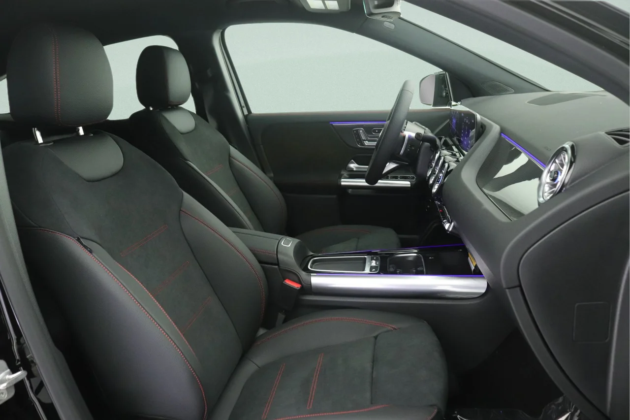 New 2026 Night Black Mercedes-Benz GLA 250 image 7