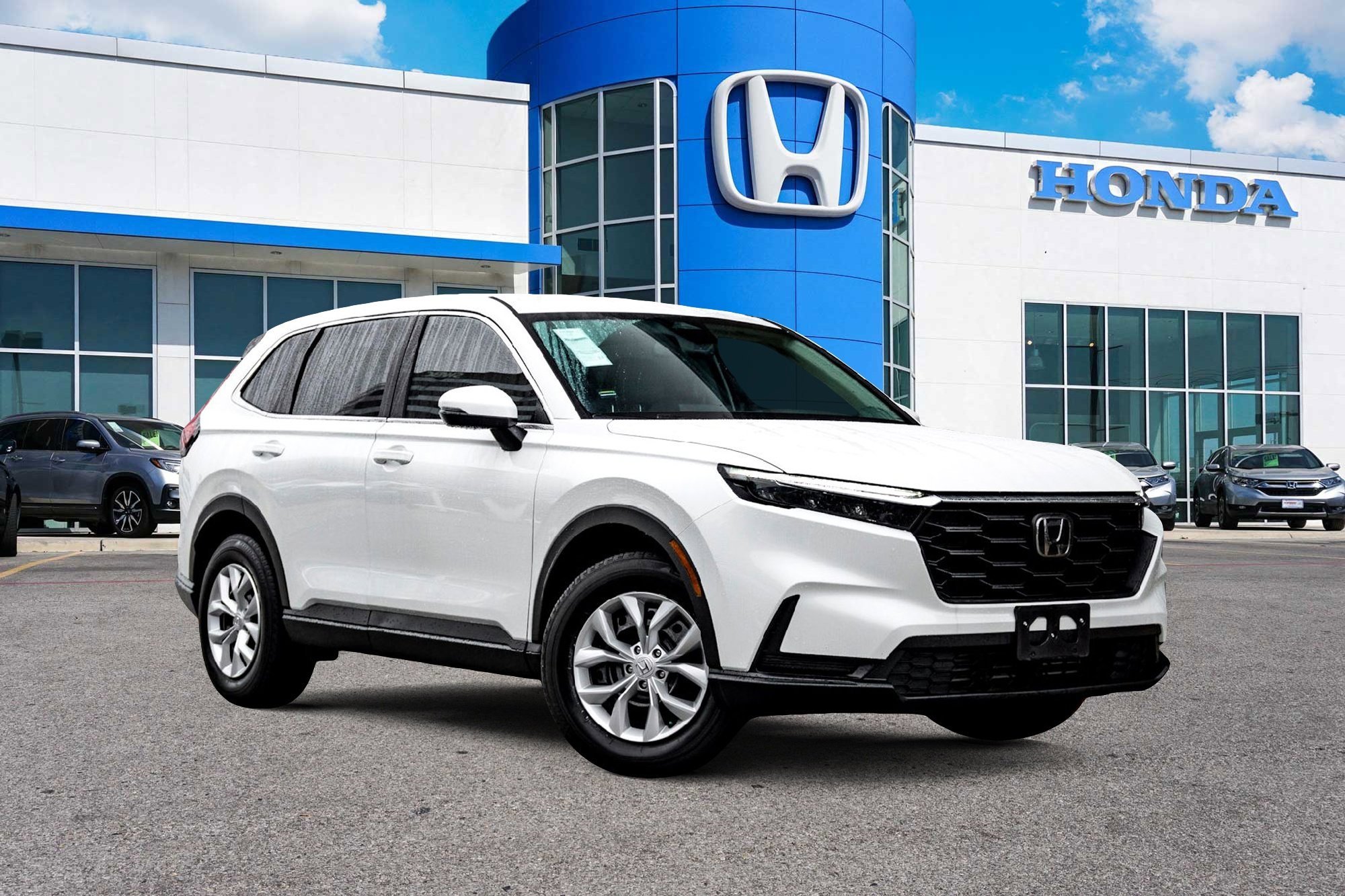 Used 2025 Platinum White Pearl Honda LX image 1
